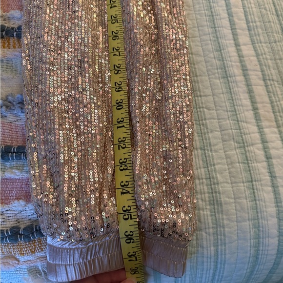 Blush sequin jogger jumpsuit. - Picture 5 of 7
